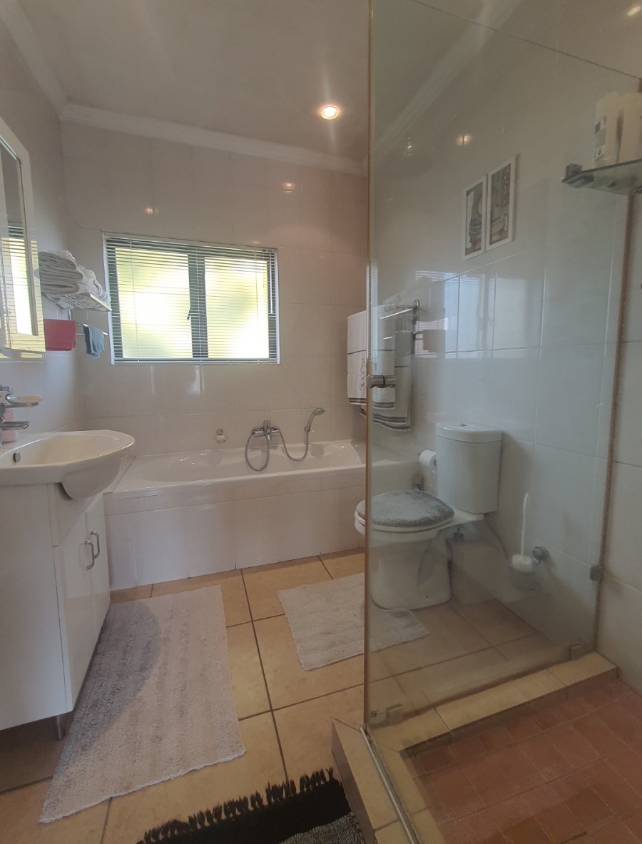 3 Bedroom Property for Sale in Melodie North West